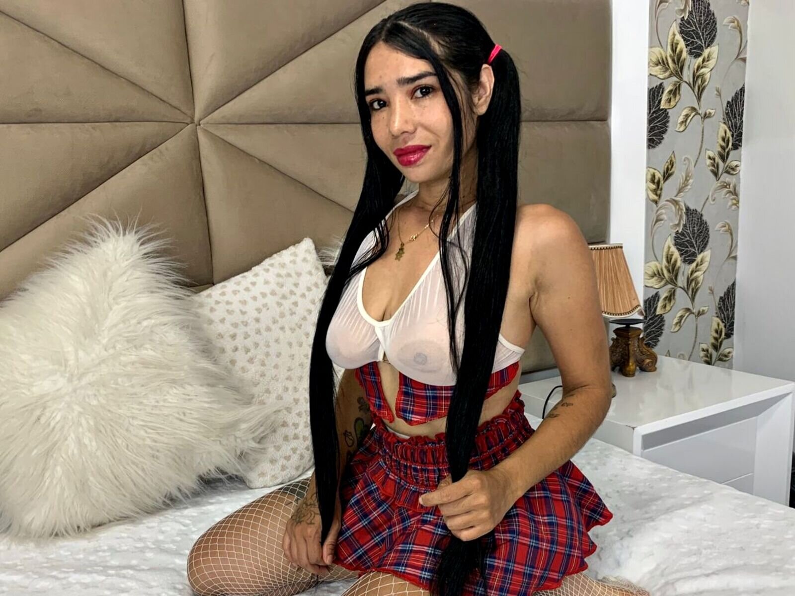 AlizonRossi Amateur Masturbating