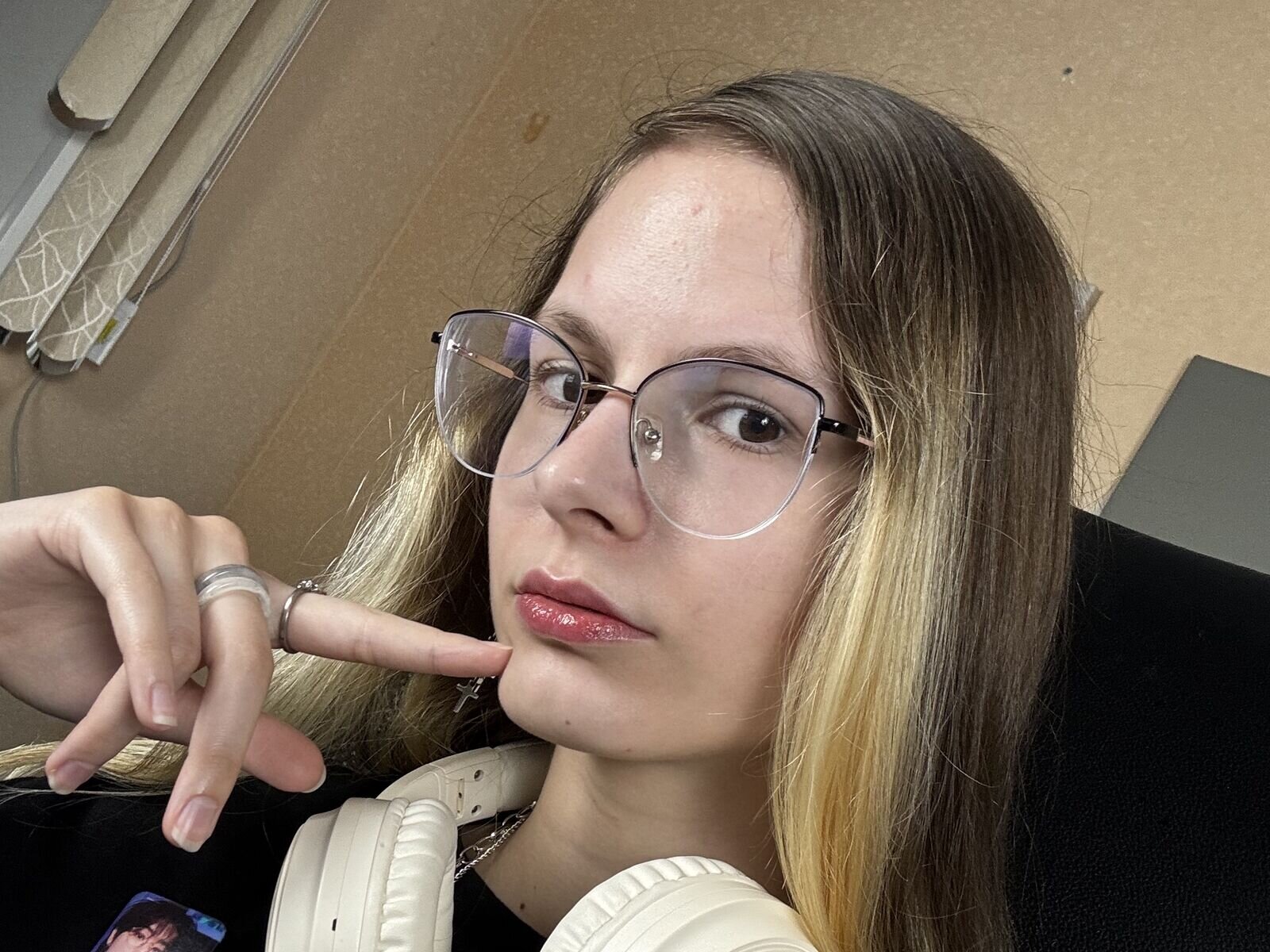 CarrieRoses Amateur Masturbating