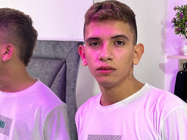 EthanBlaze Amateur Masturbating