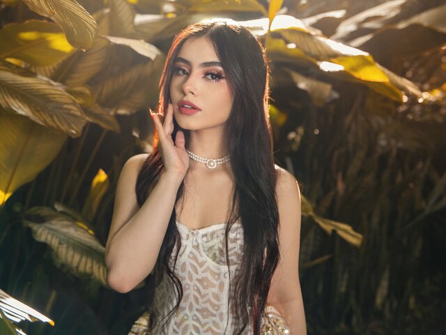 LiliDavison Amateur Masturbating