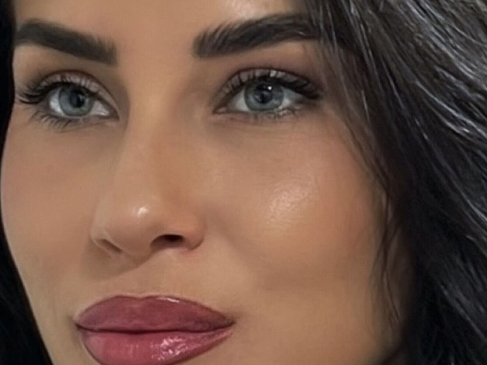 LillAlina Amateur Masturbating
