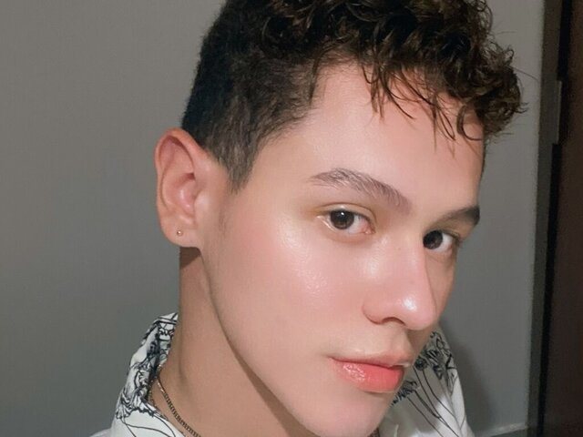 TokioMorris Amateur Masturbating